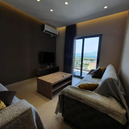 Apartment Mountain Meets Sea-spectacular View In Orikum