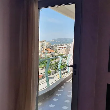 Mountain Meets Sea-spectacular View In Apartment *