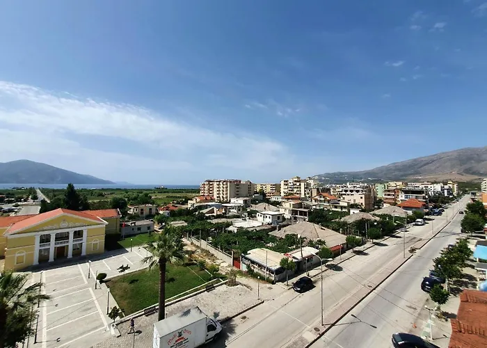 公寓 Mountain Meets Sea-spectacular View In 奥里库姆